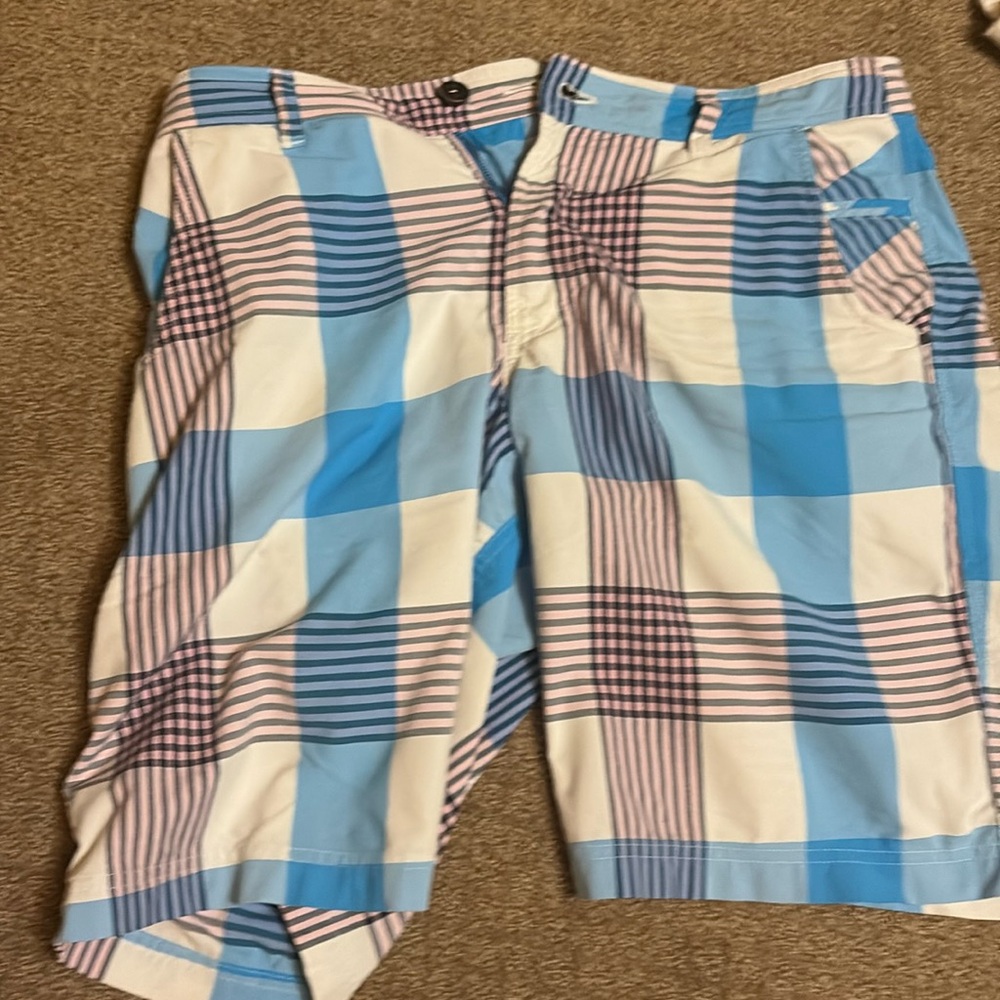 Lululemon Kahuna Golf Shorts Size 34 Blue Pink White Plaid
